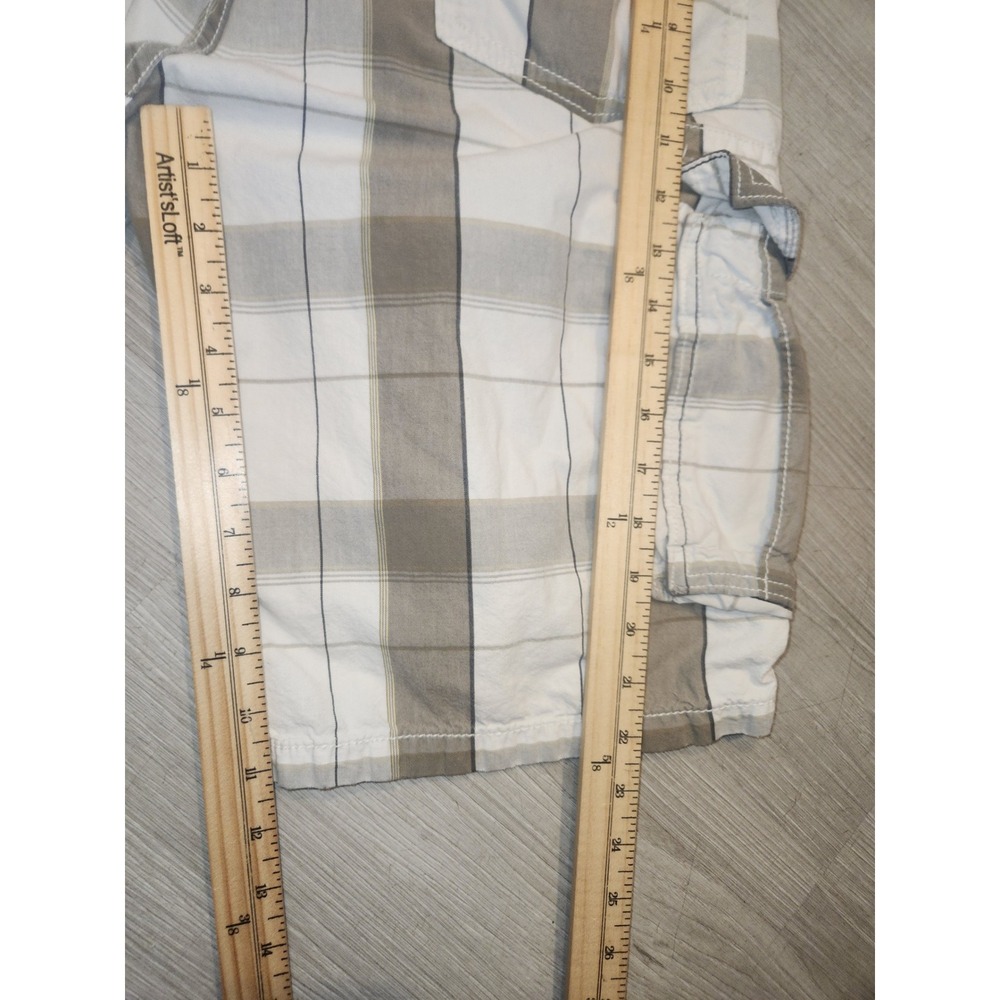 LEVIS Mens Plaid Cargo Shorts Grey Tan Cream Relaxed Fit Multi Pocket Size 33 - Picture 6 of 6